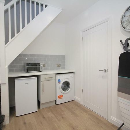 Welcome Home - Close To Town Centre - Full Holiday Home Blackpool Exterior foto